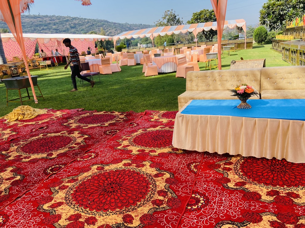 FCE5FE0C-F843-41F7-875F-DAA179C12BE2_1_105_c